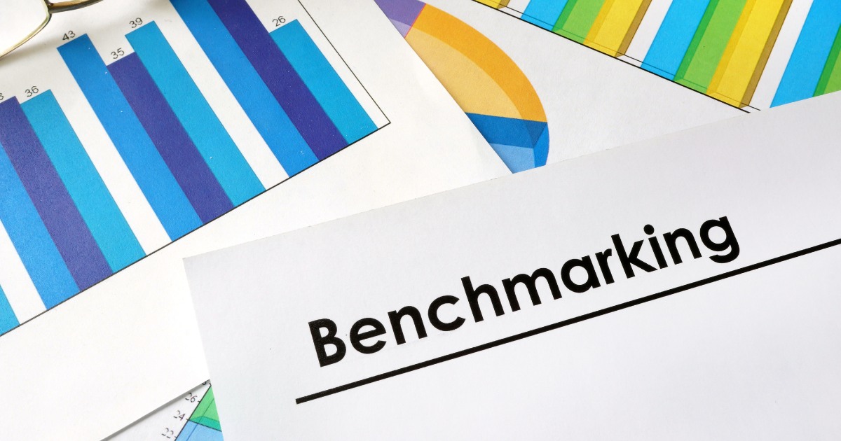 benchmarking là gì